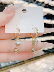 Bông Tai Tòn Teng Khoen Đính Đá Phối 2 Hạt Tròn Lạ Mắt