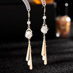 Bông Tai Tòn Teng Đá Xanh Giọt Nước Phối Công Sang Chảnh