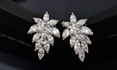 Bông Tai Sát Tai Đá Trắng