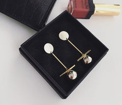 Bông tai tòn teng thánh giá kim loại