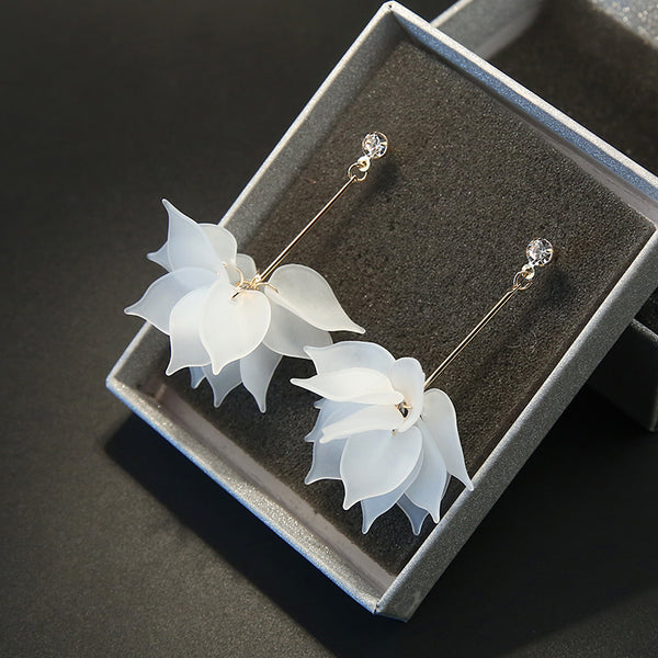 Bông tai tòn teng hoa lồng đèn