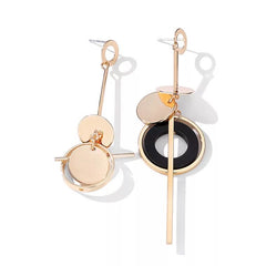 Bông tai tòn teng bất đối xứng