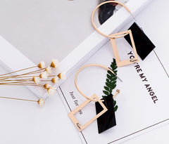 Bông tai tròn phối chữ nhật