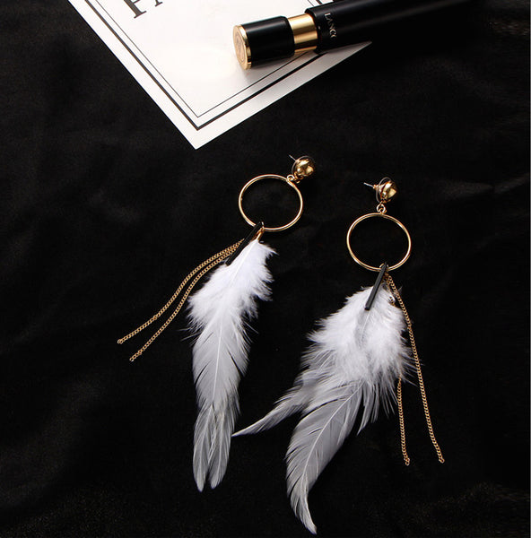 Bông tai lông vũ trắng tua rua