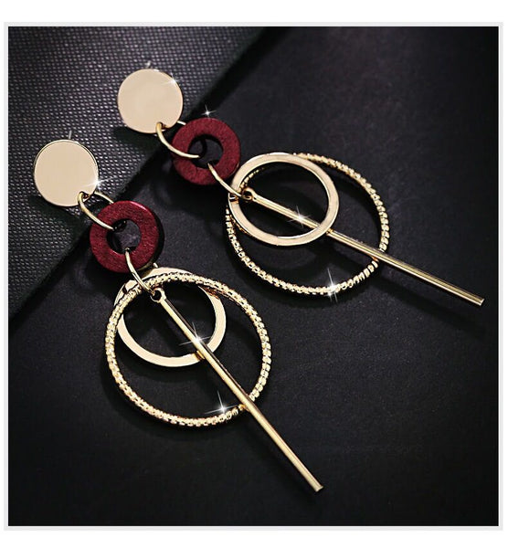 bông tai tòn teng tròn to