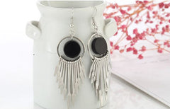 Bông tai tua rua hình học