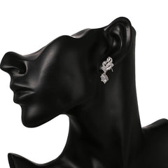 Bông tai đá phong cách Châu Âu