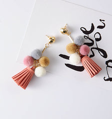 Bông Tai Tua Rua Cục Bông Dễ Thương