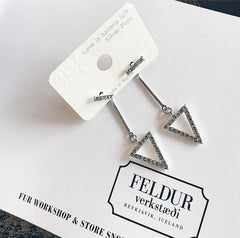 Bông tai đính đá hình mũi tên