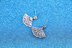 Bông tai tòn teng hình quạt đính đá