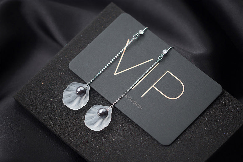 Bông tai tòn teng ngọc trai xám