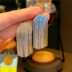 Bông Tai Tòn Teng Tua Rua Siêu Sang Chảnh