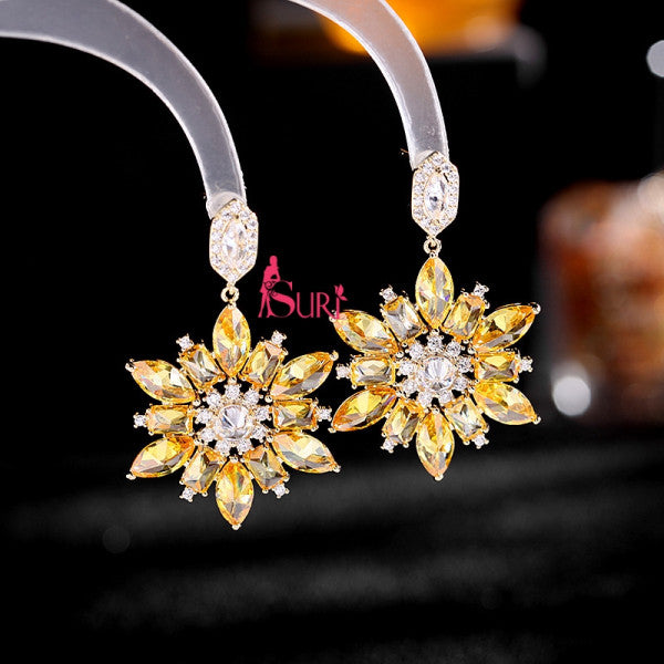 Bông Tai Tòn Teng Hoa Đá Cánh Vàng Nhụy Đá Trắng Cao Cấp