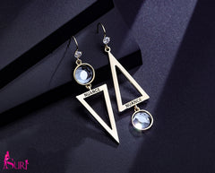 Bông tai tam giác bất đối xứng đá đen