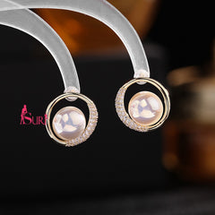 Bông Tai Tòn Teng Hạt Châu Trắng 2 Lá Vàng Viền Đá Dạng Móc