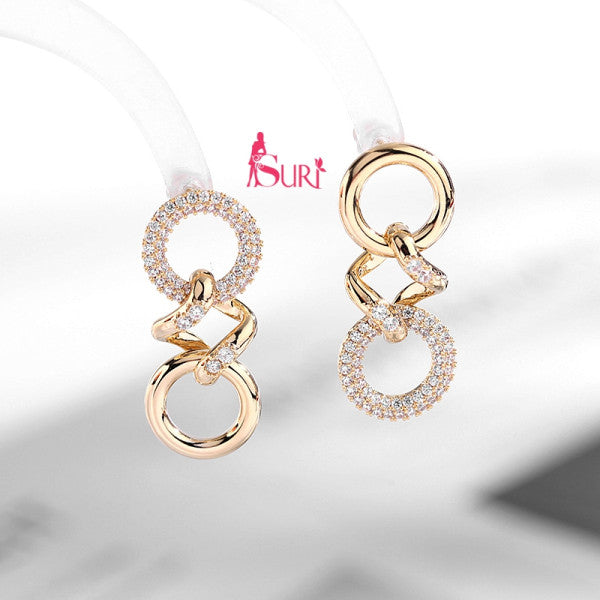 Bông Tai Tòn Teng Khoen Tròn Vàng Bất Đối Xứng Đính Đá