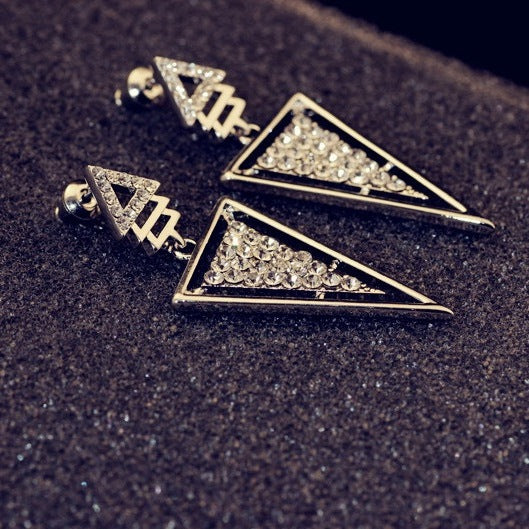 Bông tai tam giác tầng đính đá