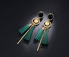 bông tai tua rua đen