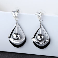 Bông tai tòn teng hạt châu kép