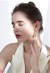 Bông Tai Tam Giác Lấp Lánh Khoen Tròn Đính Đá Dạng Móc