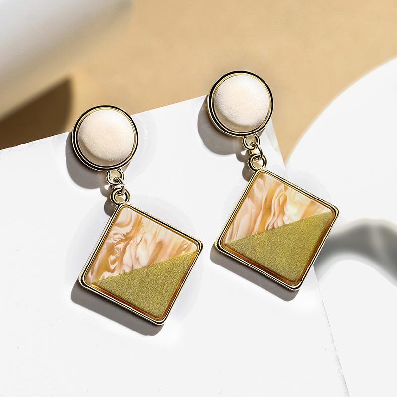 Bông Tai Tòn Teng Hình Thoi Candy