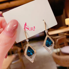 Bông Tai Tòn Teng Giọt Nước Đá Xanh Biển Cả Dạng Móc