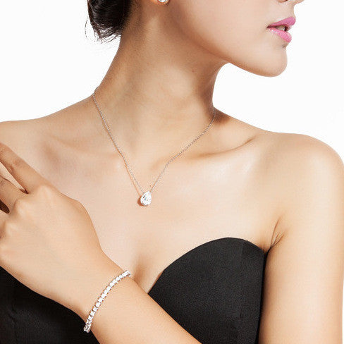 Dây chuyền giọt nước đính đá