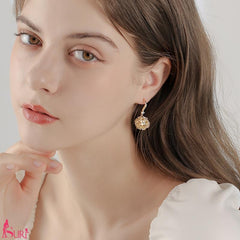 Bông Tai Tòn Teng Chùm Hoa Xà Cừ Dạng Móc