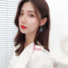 Bông Tai Tòn Teng Tam Giác Đá Xanh Dạng Móc