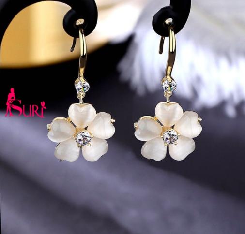 Bông Tai Tòn Teng Hoa 5 Cánh Trái Tim Dạng Móc