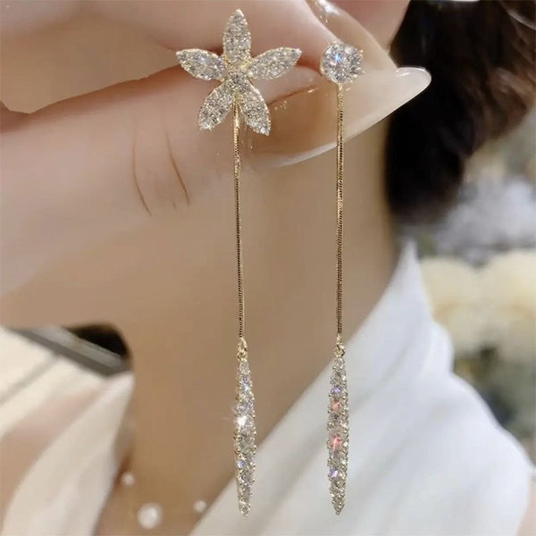 Bông Tai Tòn Teng Bất Đối Xứng Hoa Đá 5 Cánh